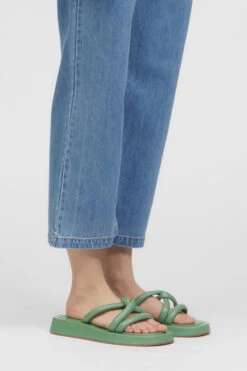 Melissa Sales Store -Melissa Sales Store AIziayb6dNfJNMIv1 hXGL1E 29837.1710761794