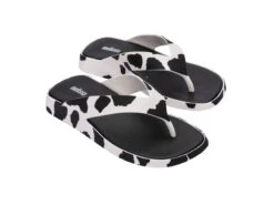 Melissa Brave Flip Flop - White Black -Melissa Sales Store SQoXZcAzSj885vpJyaCguxoTw 73383.1710848239