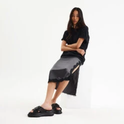 Porto Cross Slide All Blk -Melissa Sales Store X2GNkqLtKcrGq3bmDHbZWLb0k 50098.1711106644